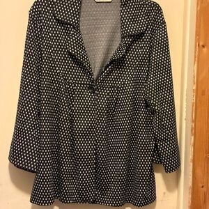 Avenue Black and White coat/shirt